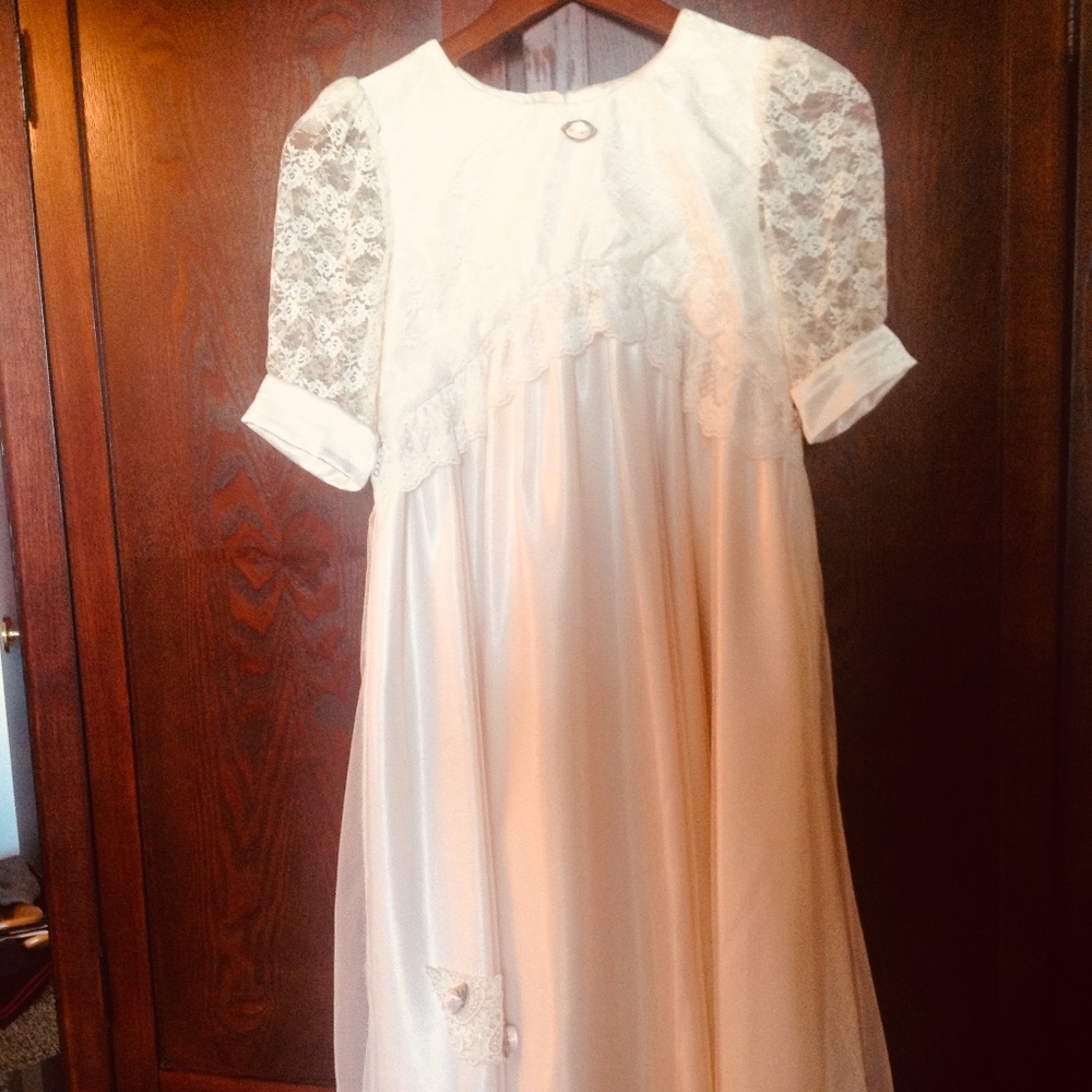 Girls size 8/10 satiny underdress with mesh and lace overdress.
